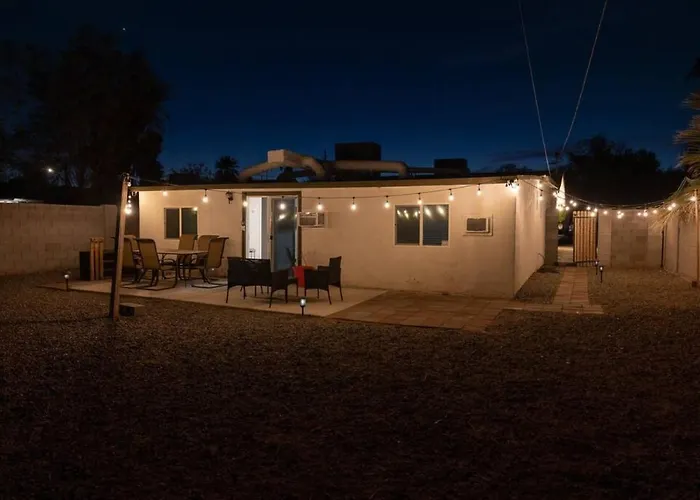 Sunny Guest With Large Backyard - Pets Welcome Apartment *