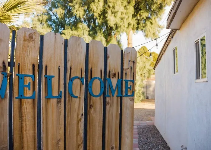 Apartment Sunny Guest With Large Backyard - Pets Welcome Phoenix